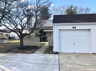 44 Woodmere Ct, Freehold, NJ 07728