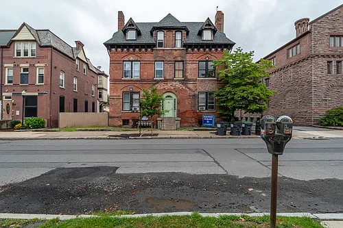 71 W Northampton St #1 Photo 1