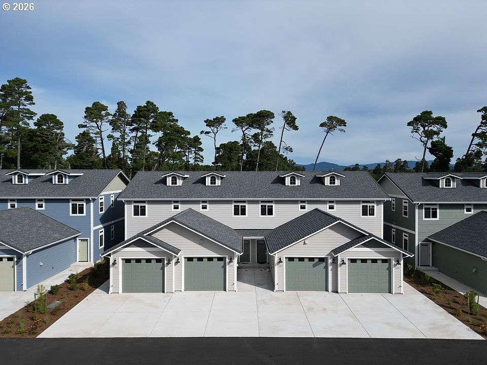 1st image of 1453 37th St
