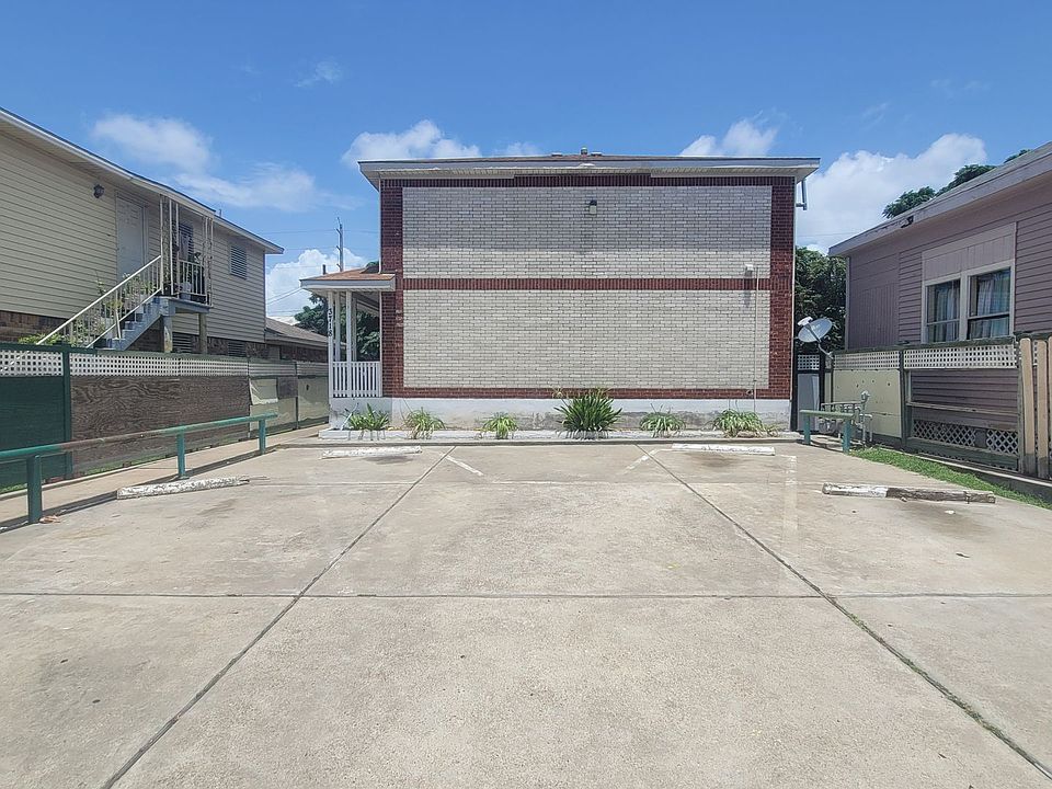1st image of 3718 Sealy St APT 1