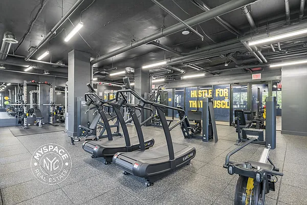 Rented by MySpaceNYC | media 28