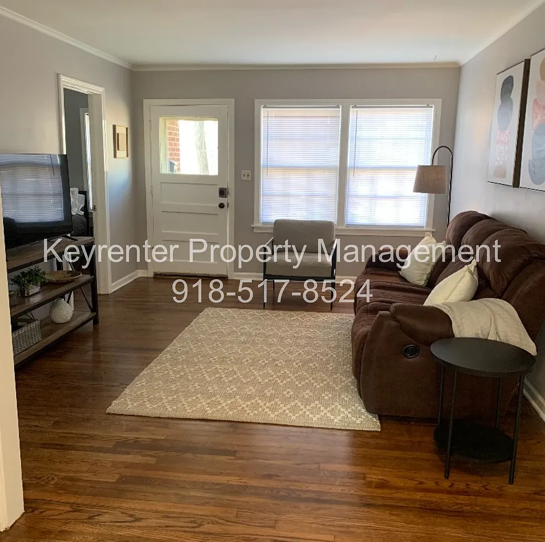 2022 E 12th St Fourplex — Photo 1