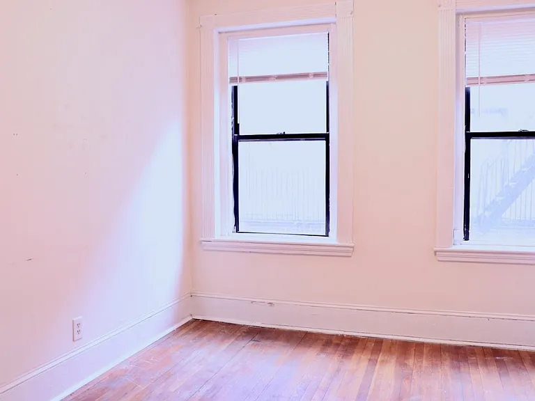 9 Myrtle St #5 — Photo 5