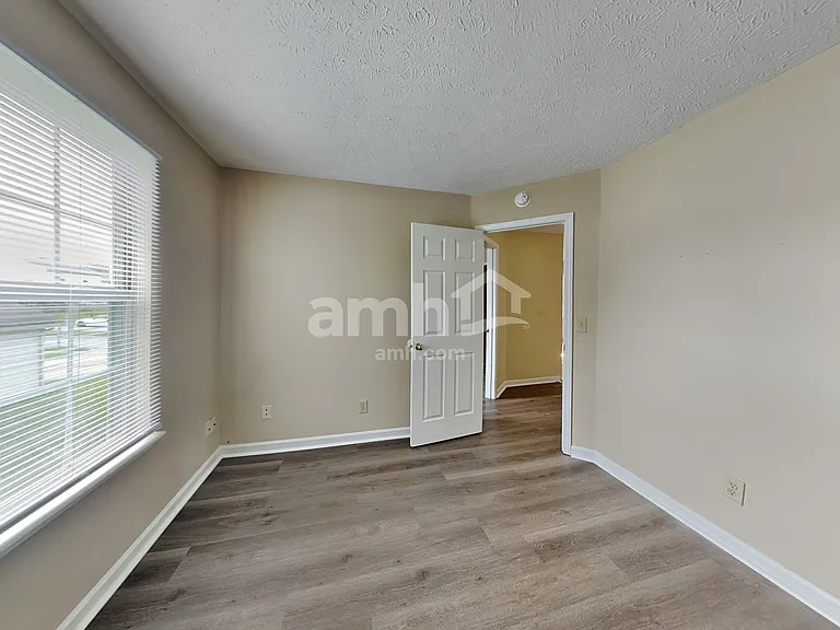 4002 Cherry Blossom Blvd — Photo 12