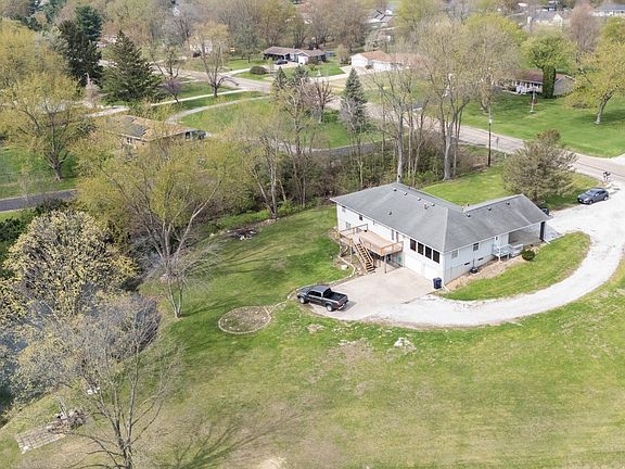 4th image of 7340 W Lancaster Rd