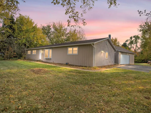 7N191 Nancy Ln N, Saint Charles, IL 60175