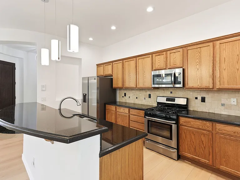 27 Gladewater Dr — Photo 10