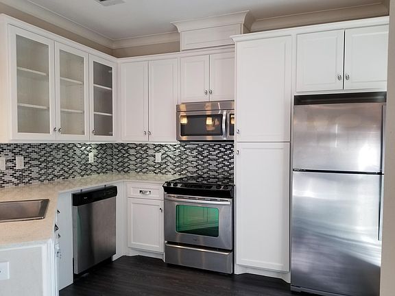 2nd image of 4554 Glenwick Ln APT 3304