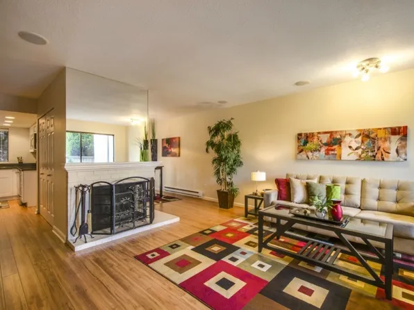10407 NE 32nd Pl APT B106, Bellevue, WA 98004