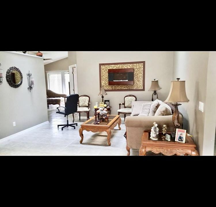 1st image of 3155 Erskine Dr