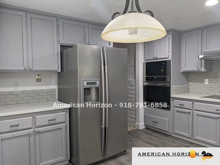 1503 Lariat Loop — Photo 2