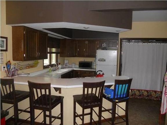 5th image of 414 N 10th St