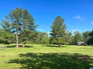 19 Mathews Ln, Lyndhurst, VA 22952