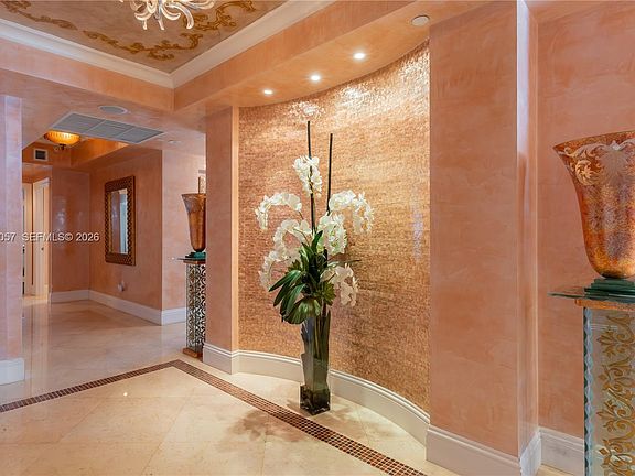 5th image of 17875 Collins Ave #4001