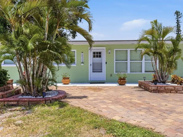 6507 Clemson St, Bradenton, FL 34207