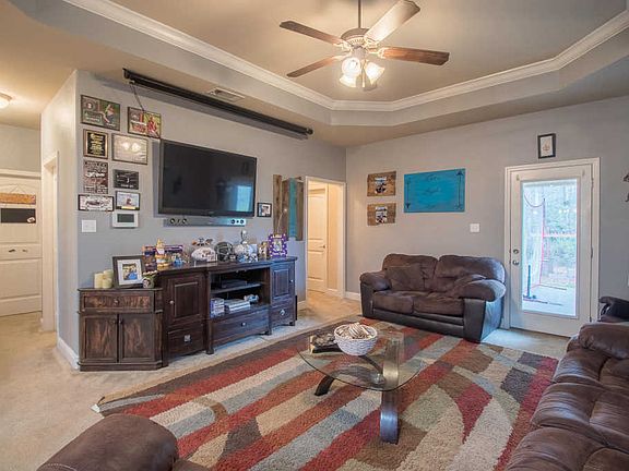 3rd image of 13251 Meadowland Ct