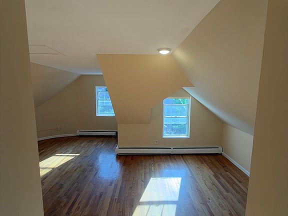 2nd image of 535 S 7th Ave APT 3