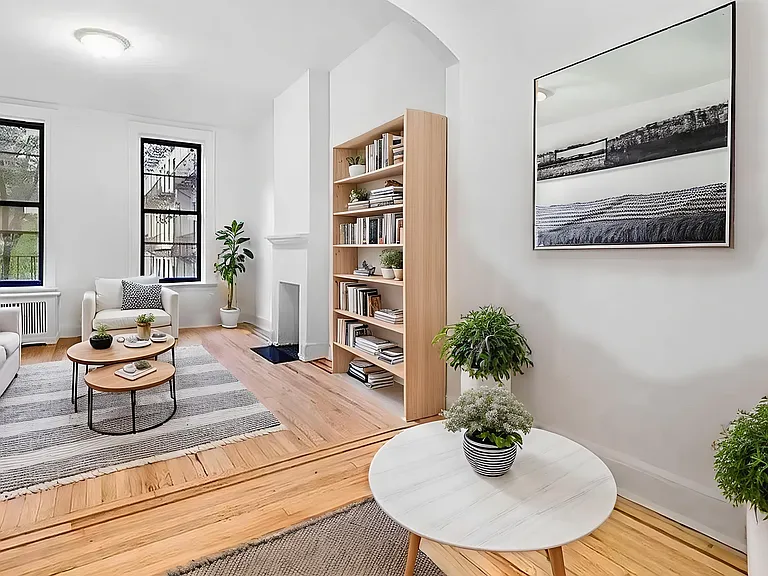 1665 York Ave #3B — Photo 1