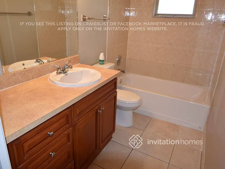 2634 Yarmouth Dr — Photo 11