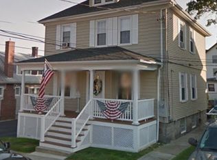55 Bigelow St, Fall River, MA 02720
