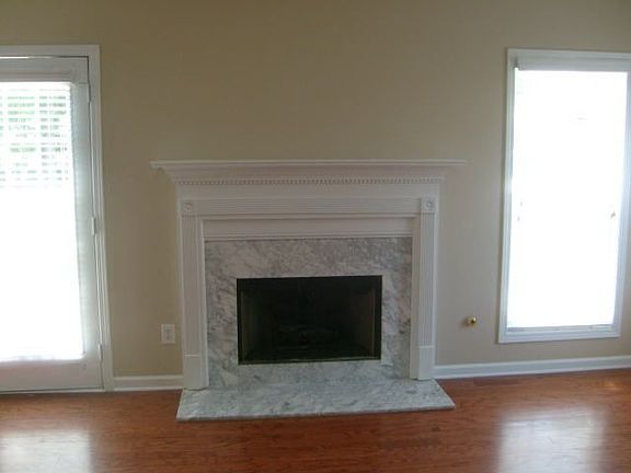 5th image of 26 Eastlake Lndg