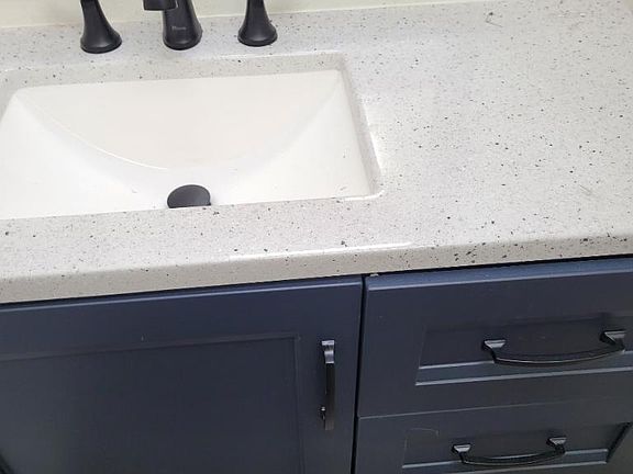5th image of 2040 Francisco Blvd #7
