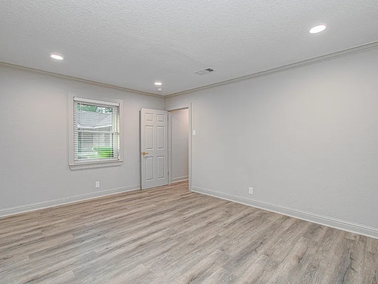 1801 Benbow Way — Photo 26