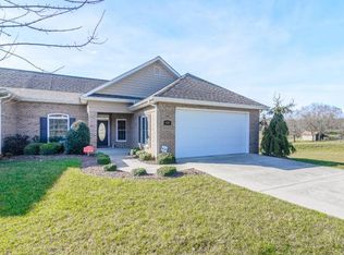 448 Trillium Trl, JOHNSON CITY, TN 37604