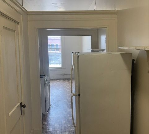 4th image of 93 Maine St #101