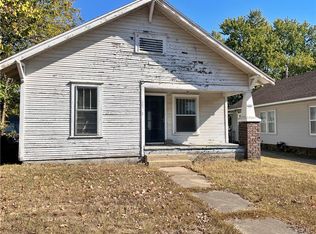 1005 S Walnut St, Pittsburg, KS 66762