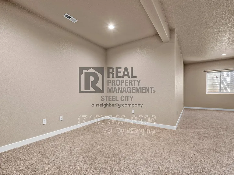 1886 E Jerrian Ln — Photo 28