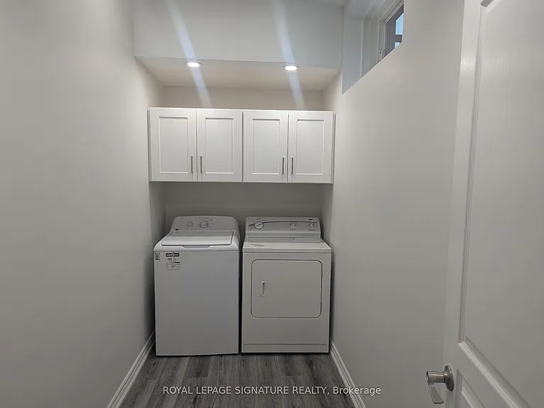 975 Fredonia Dr — Photo 10