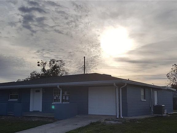 4th image of 2611 Sweetwood Dr