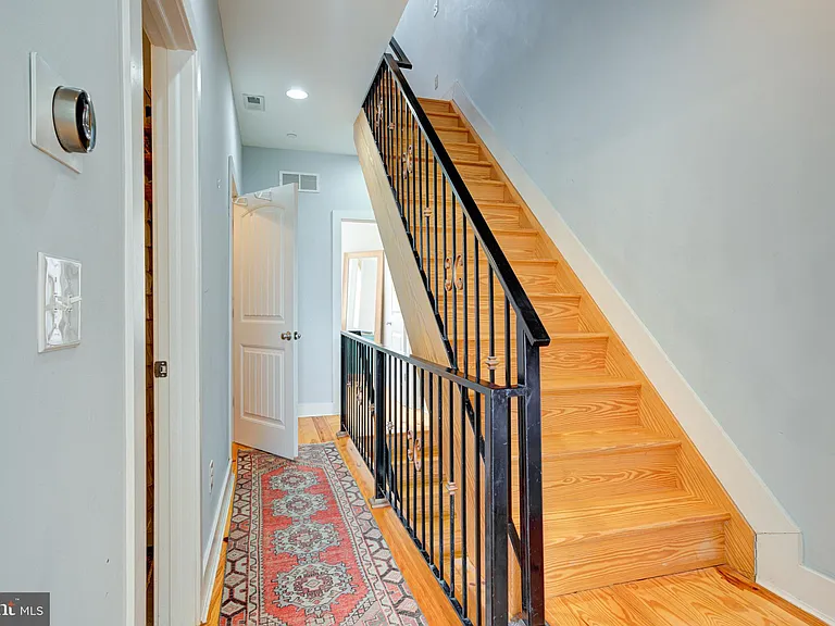 1509 S Dorrance St — Photo 16