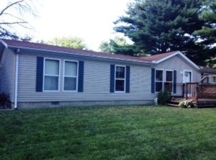 255 Lee St, Oakwood, IL 61858