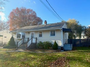 270 Andrassy Ave, Fairfield, CT 06824