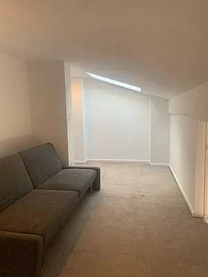 Rented by 18 REALTY | media 16