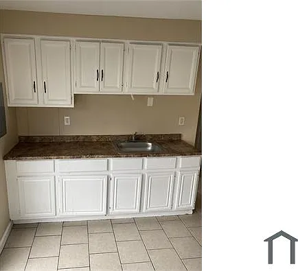 7044 Maxwell Ave — Photo 2