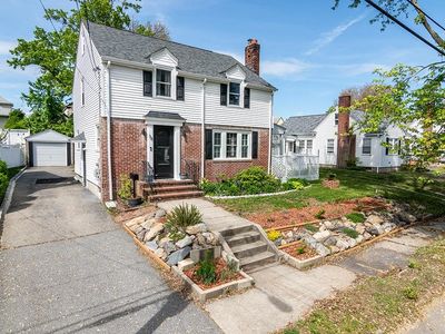 38 Brookside Dr, Cranston, RI, 02910