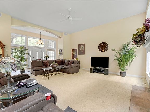 4th image of 7715 Covington Ct