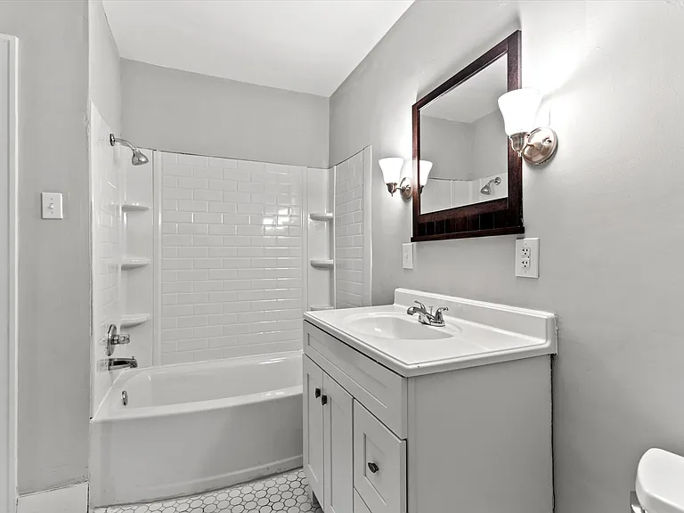 1901 Nicholasville Rd #2 — Photo 16