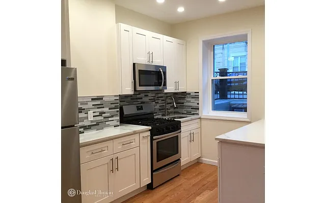 Rented by Douglas Elliman | media 18