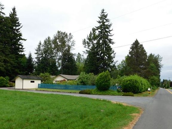 3rd image of 3426 87th Ave NE