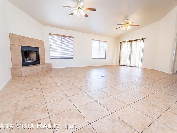 3rd image of 1416 Silverado Dr