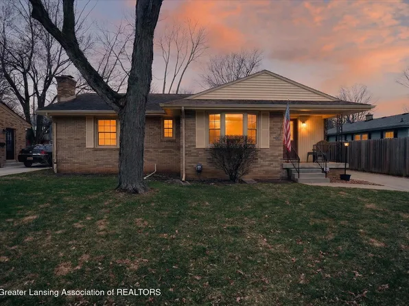 3227 Glasgow Dr, Lansing, MI 48911