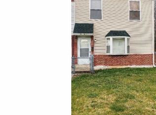 5747 Fleetwing Dr, Levittown, PA 19057