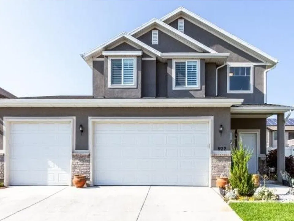 922 Chatham Dr