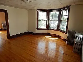 169 College St #6 — Photo 6