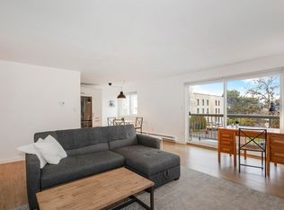 642 E 7th Ave, Vancouver, BC V5T1P1