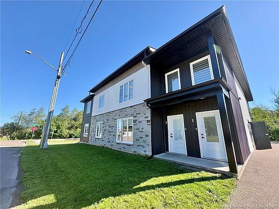 2nd image of 54 Donald St